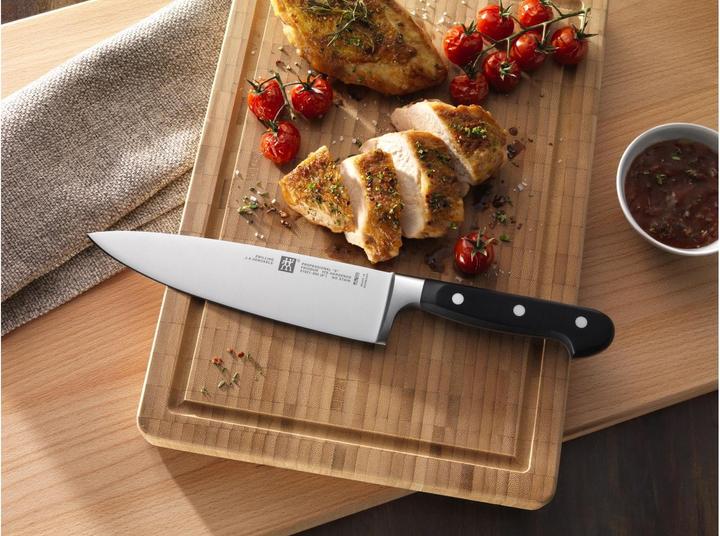 Actual product image Zwilling Professional S (20 cm)