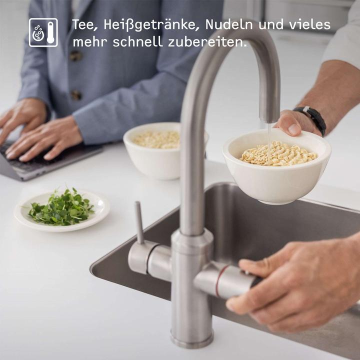 Produktbild Stiebel Eltron HOT 2.6 N Premium + 3in1 b (gebürstet), Heisswassergerät + Wasserhahn für die Küche, TÜV geprüft