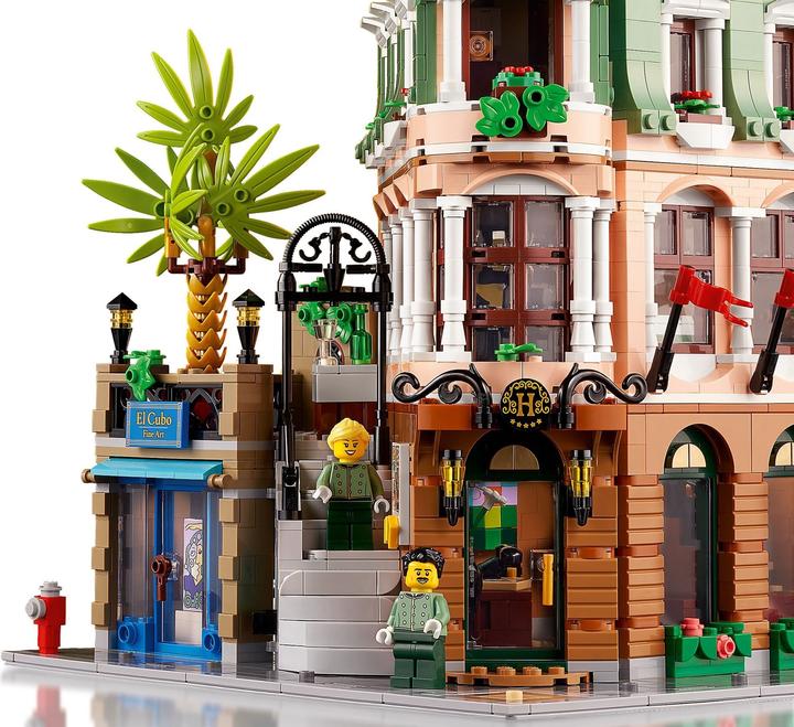 Immagine prodotto LEGO Boutique- Hotel (10297, Set LEGO rari)