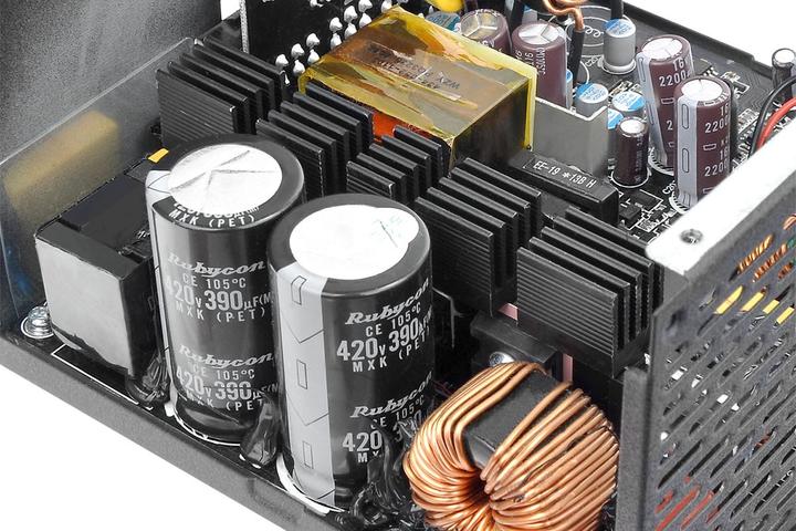 Produktbild Thermaltake Toughpower GF1 (850 W)