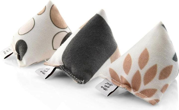 CanadianCat Katzenminze-Spielzeug Mini-Pyramiden, 3er Set, Beige (Ballspielzeug Katze)