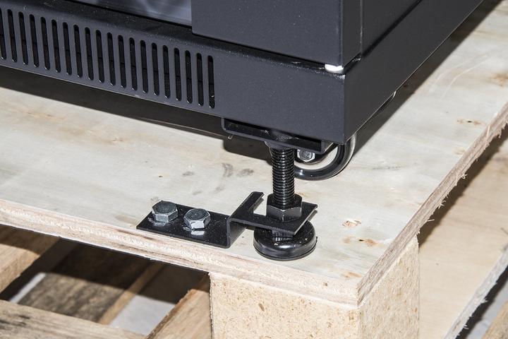 Immagine prodotto ARMADIO DA TERRA 19" 32 UNIT&#192, 1610*600*600MM NERO (Rack da 19 pollici)