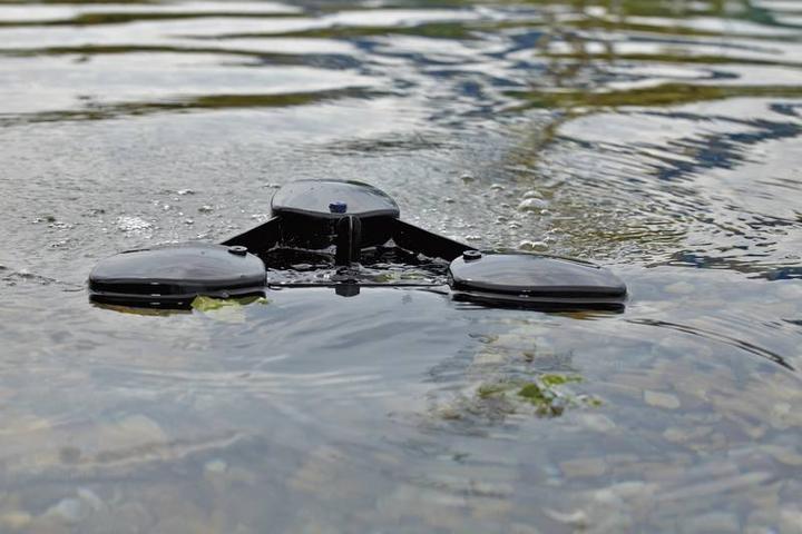 Actual product image Oase SwimSkim 25