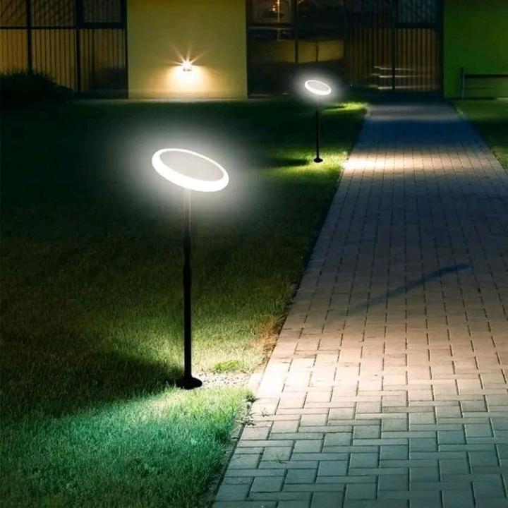 Actual product image V-TAC VT948 8W LEDSolarGardenLight White and Black Body 4000K (500 lm, IP65)