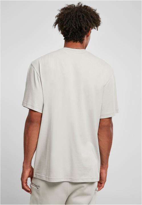 Actual product image Urban Classics Tall Tee - 3972 (5XL)
