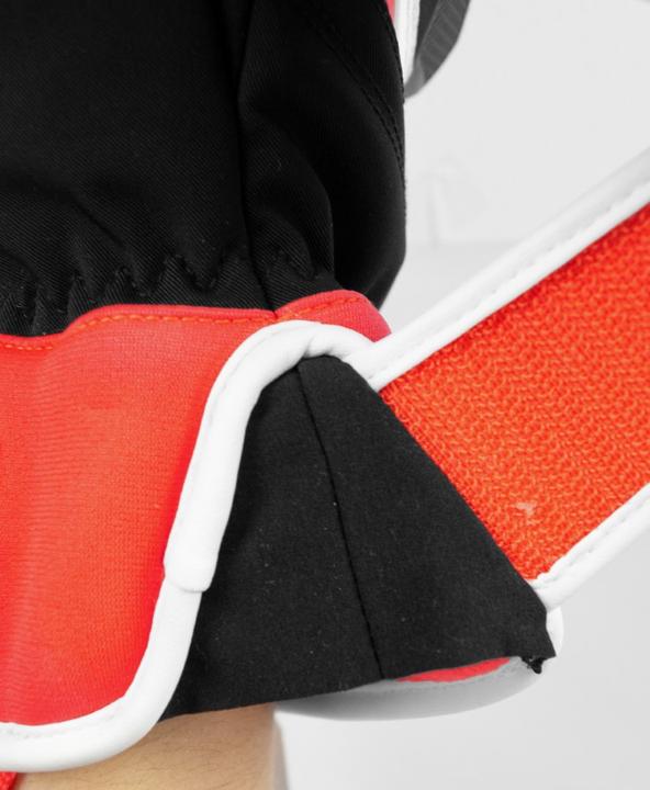 Actual product image Reusch World Cup Warrior Mitten (8)
