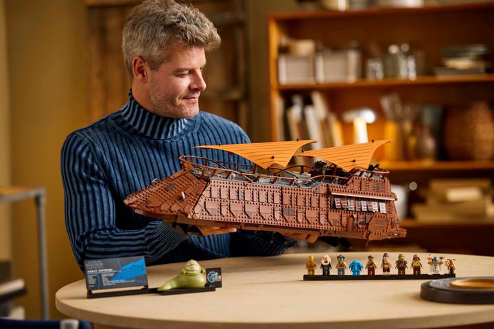 Actual product image LEGO Jabba's sailing barge (75397, LEGO Rare Sets, LEGO Star Wars)