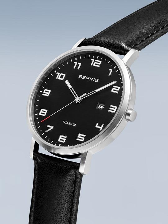 Produktbild Bering Titanium (Analoguhr, 40 mm)