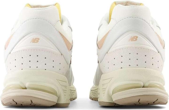 Actual product image New Balance 2002 RVF (41.5)