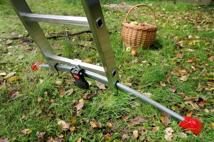 Produktbild Hailo S100 ProfiLOT, Aluminium Kombileiter 3-teilig, 3x12 Sprossen (Stehleiter, 48 cm)