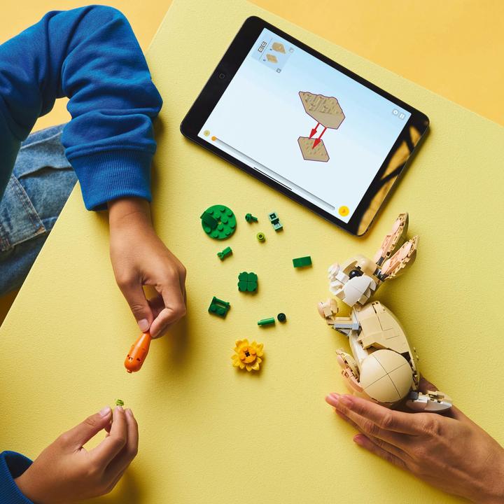 Actual product image LEGO Häschen (31162, LEGO Creator Expert)