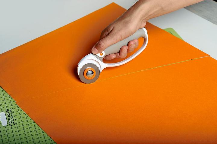 Produktbild Fiskars Titanium Rollmesser (Cutter)
