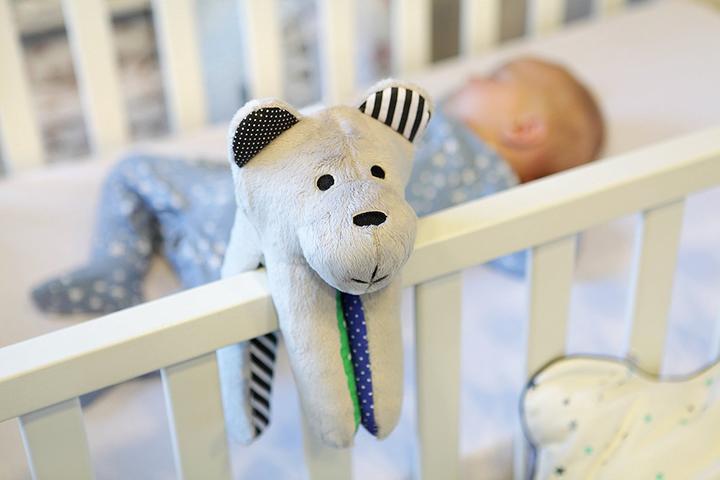 Image du produit Whisbear L'ours qui fredonne (36 cm)