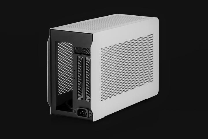 Actual product image Dan Cases A4-SFX v4.1 (Mini-ITX)