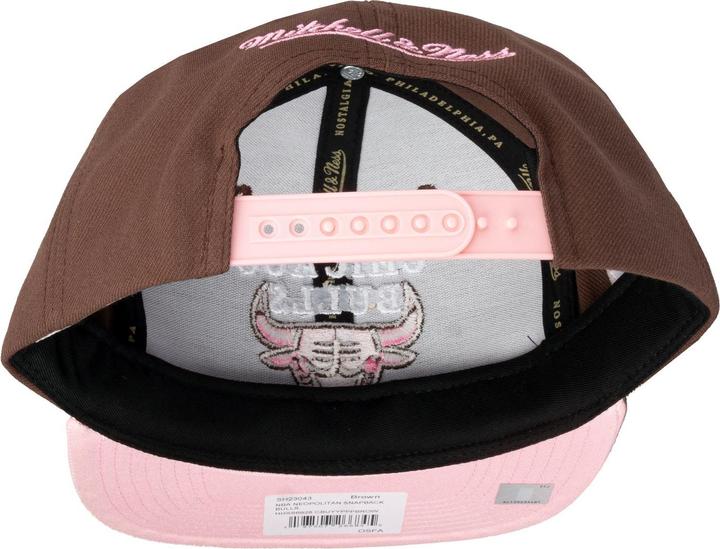 Actual product image Mitchell & Ness Snapback Cap Neopolitan Chicago Bulls Brown (One size)