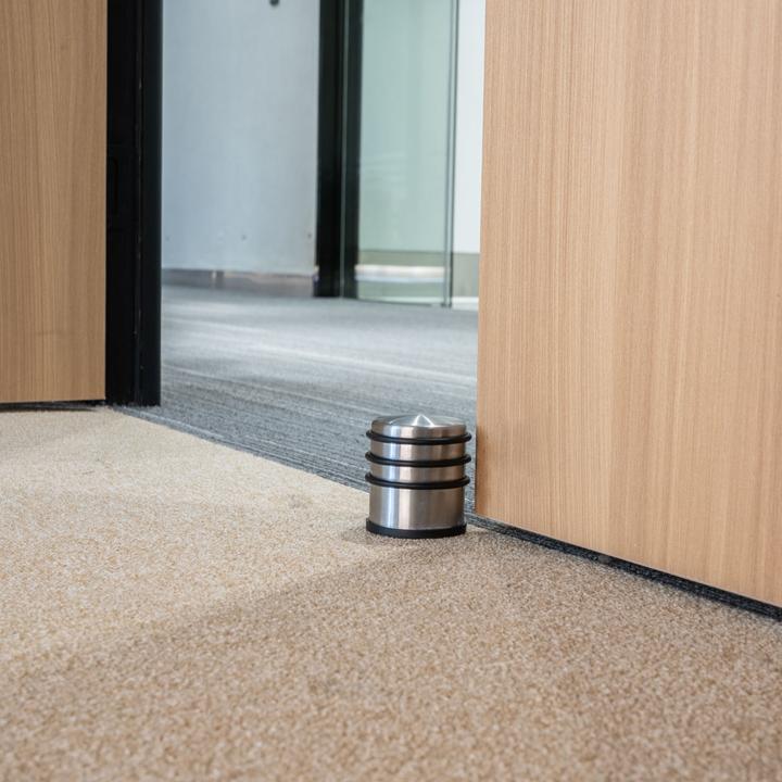 Produktbild Casativo Tür-Stopper aus Edelstahl mit Anti-Rutsch-Boden und Gummiringen