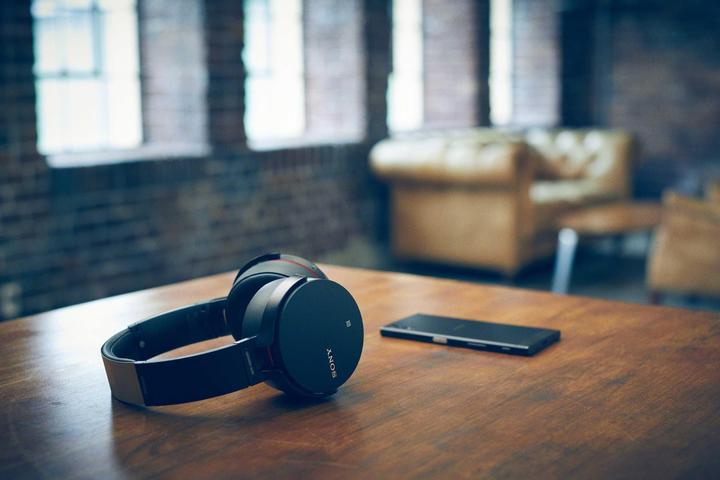 Actual product image Sony Mdr-Xb950b1 (18 h, Cable)