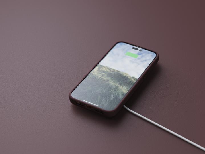 Actual product image Njord Genuine Leather Case Iphone 14 (Apple iPhone 14 Pro Max)