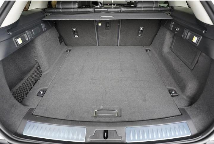 Image du produit Aristar Bac de coffre pour Range Rover Velar de 2020 à aujourd'hui