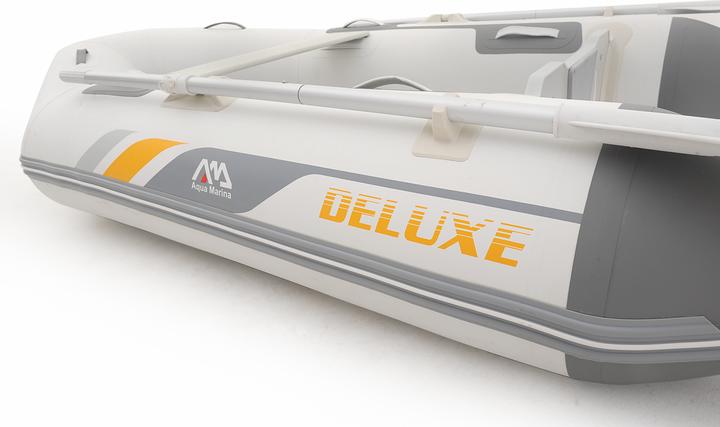 Produktbild Aqua Marina Deluxe Schlauchboot 4 Personen 277x150cm mit Hochdruck-PVC-Gewebe Reparaturset Handpumpe (277 cm, 4 Pers.)