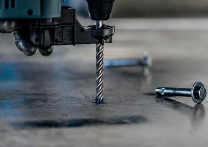Produktbild Bosch Professional Zubehör EXPERT SDS plus-7X Hammerbohrer, 18 x 200 x 250 mm (18 Millimeter)