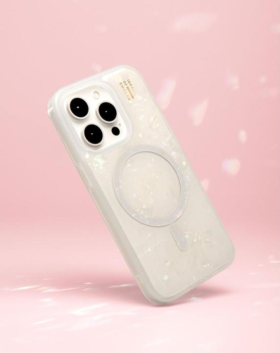 Actual product image iDeal Of Sweden Magsafe Designer Hard-Cover Pearlised White (Apple iPhone 16 Plus)