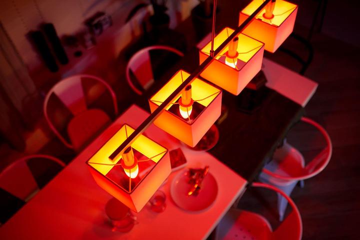 Produktbild Philips Hue White & Color Ambiance Erweiterung (E14, 6.50 W, 470 lm, 1 x, G)