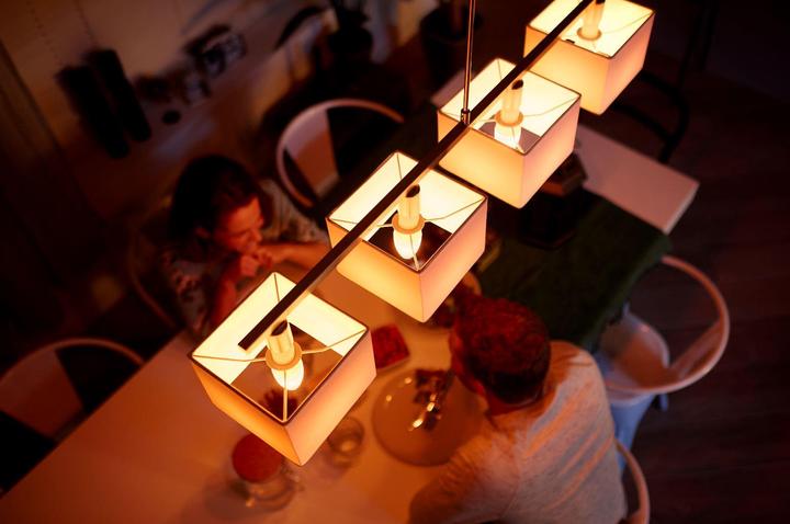 Image du produit Philips Expansion de l'Ambiance blanche de Hue (E14, 6 W, 1 x, G)