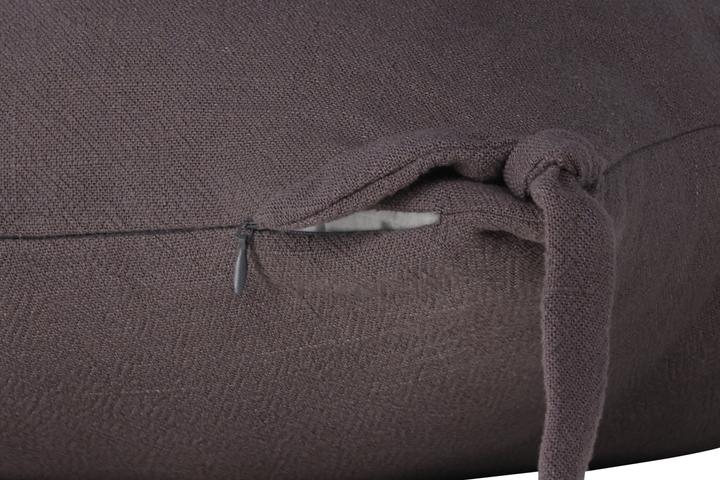 Actual product image Venture Home Nora (40 x 40 cm)