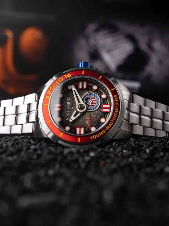 Actual product image Nubeo NB-6093-33 Apollo 55th (Rotating bezel left)
