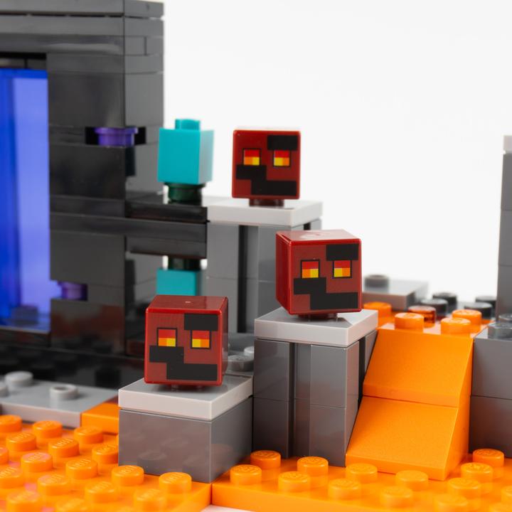 Produktbild LEGO Minecraft Wehre den Ghast Angriff ab! NEU! 1 Set