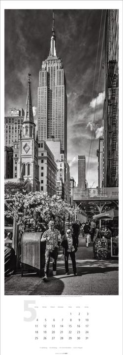 Actual product image New York XXL Kalender 2026 (34 x 98 cm, German)