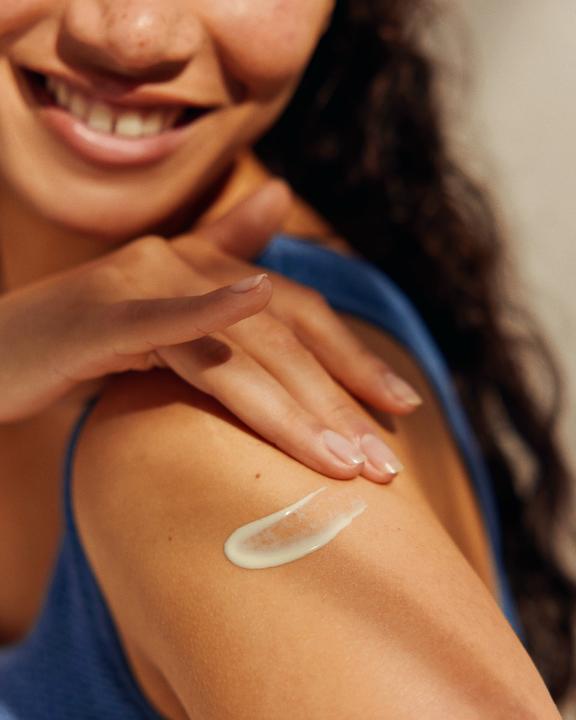 Actual product image NIVEA Sun Protection & Tan Sun Spray SPF30 200 ml (Sun spray, SPF 30, 200 ml, 227 g)