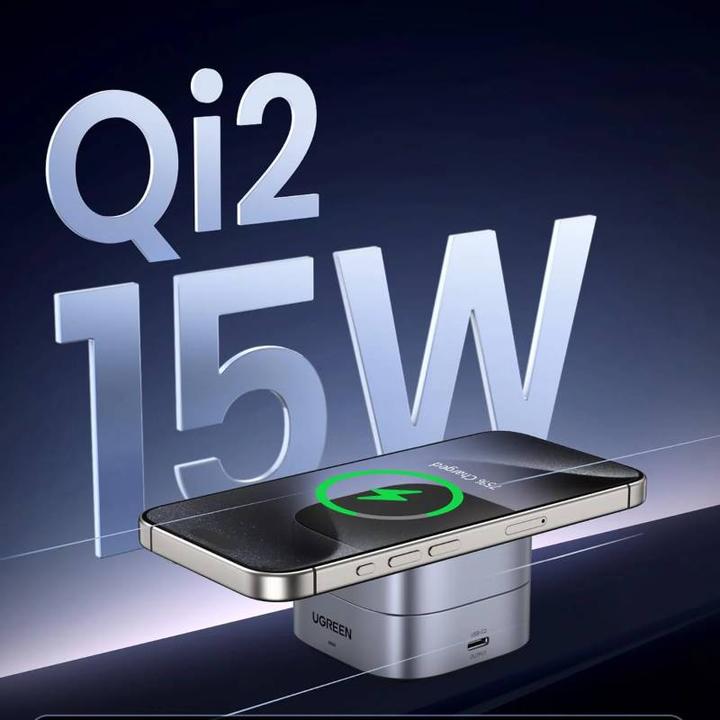 Produktbild Ugreen W702 3in1 inductive charger with MagSafe / Qi2 and USB-C port for phone / headphones - black (15 W)
