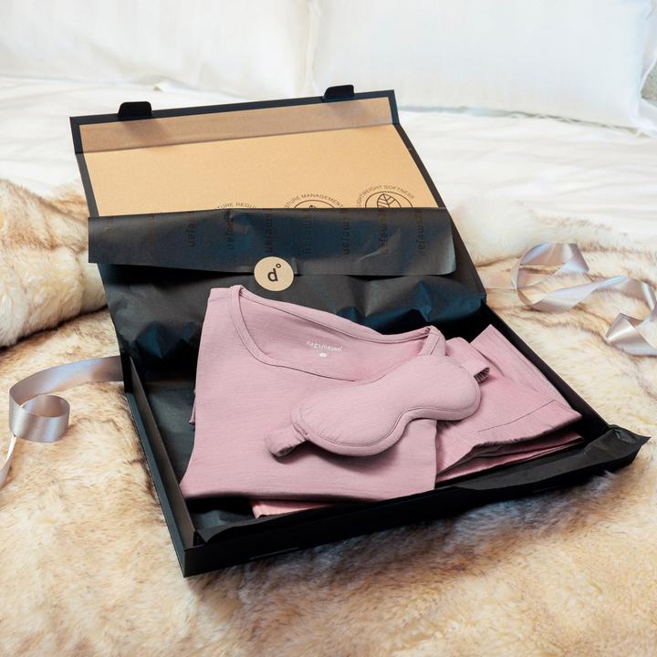 Dagsmejan Gift Set Long Pajamas Nattwarm