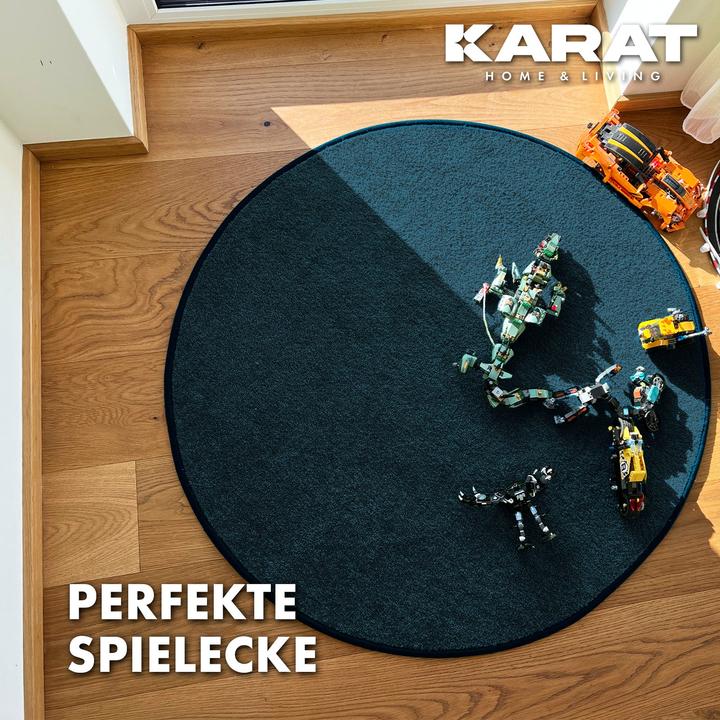 Actual product image Karat Crocodile (66 x 66 cm)