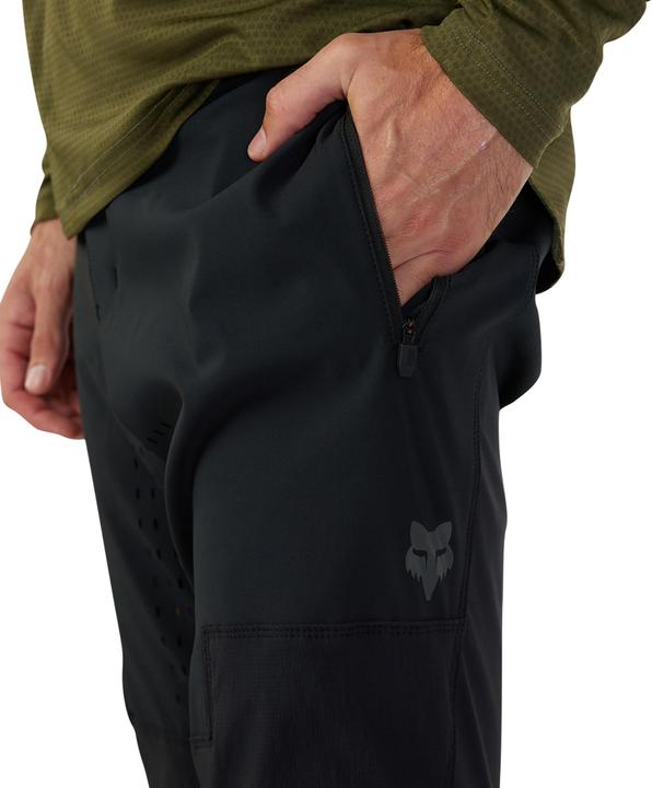 Actual product image Fox PANT 23 DEFEND BLK 30 (S, M)