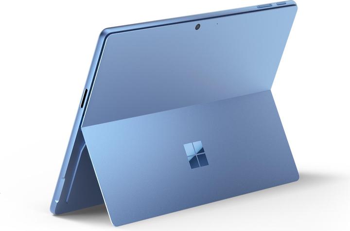 Image du produit Microsoft Surface Pro – Copilot+ PC (mit Netzteil) – 11. Edition (13", Snapdragon X Elite X1E-80-100, 16 Go, 1000 Go, Sans disposition de clavier)