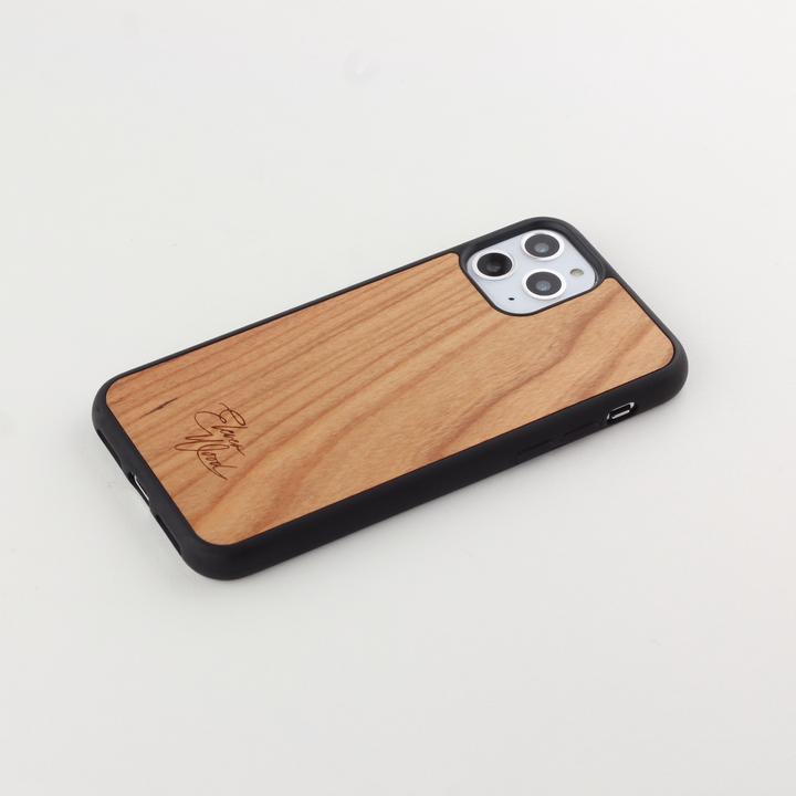 Actual product image Eleven Wood Coque Cherry (Apple iPhone 11 Pro)