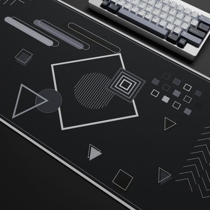 Actual product image Mighty Setup Geometric Glitch Black Mouse Pad