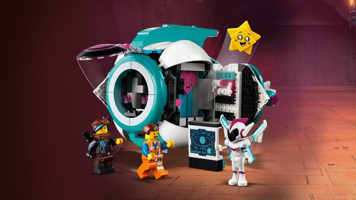 Actual product image LEGO Sweet Mishmash Systar Spaceship (70830)