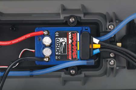 Actual product image Traxxas DCB M41 40 Inch Catamaran Brushless Green/Blue