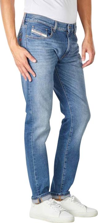 Produktbild Diesel D-Strukt 2019 Jeans Slim Fit Medium Blue