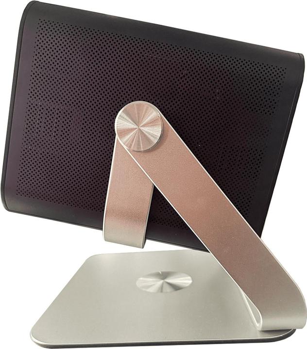 Actual product image Infocus Crusader Grand Master with stand IN3038SL (Full HD, 1200 lm, 1.2:1)