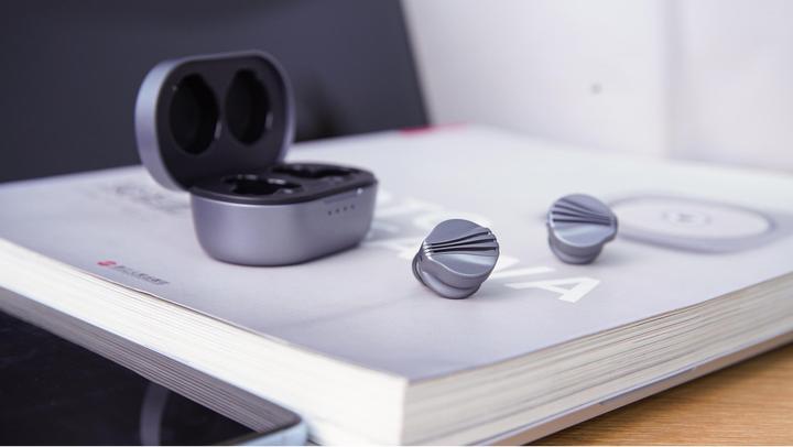Actual product image FiiO FW3 (No noise cancelling, 7 h, Wireless)
