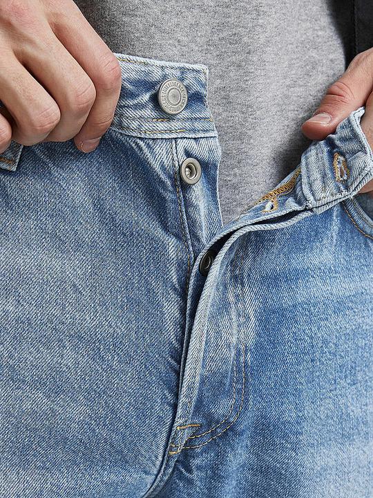 Actual product image Jack & Jones Chris Original CJ 920 Loose Fit Jeans (28)