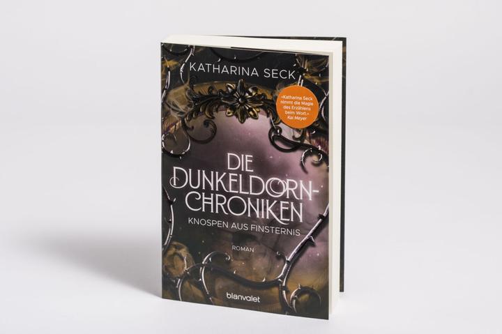 Immagine prodotto Die Dunkeldorn-Chroniken - Knospen aus Finsternis (Tedesco, Catherine Seck, 2023)