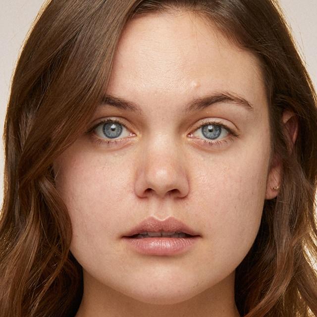 Actual product image Estée Lauder Double Wear (No. 2N1 Desert Beige)