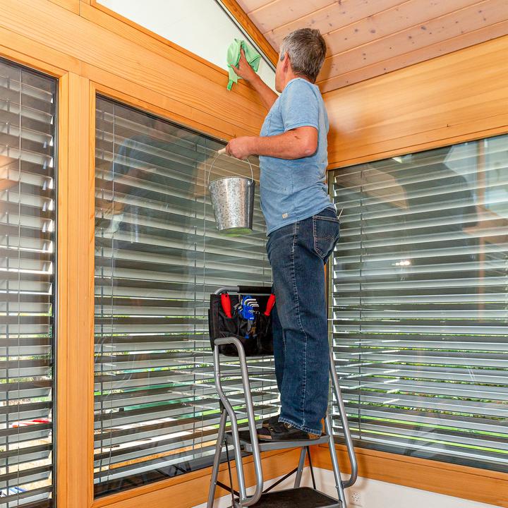 Produktbild Tedura Sicherheitsleiter 3 Stufen (Trittleiter, 135 cm)