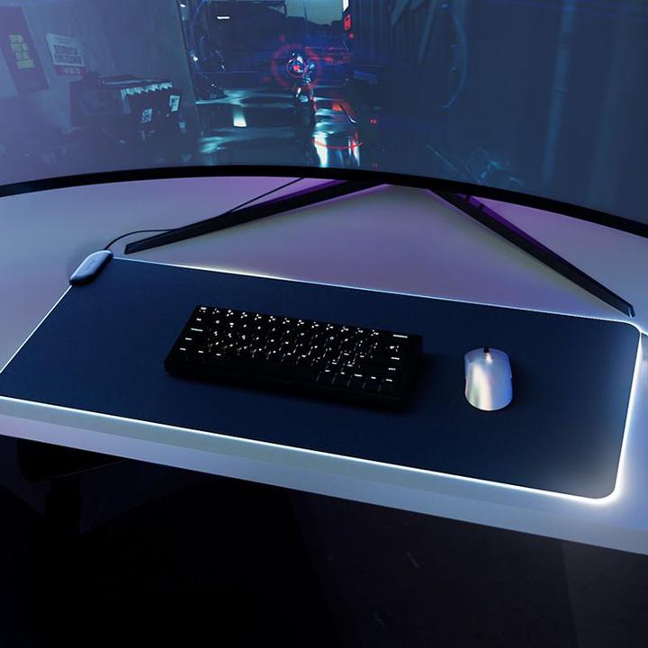 Produktbild Hyte CNVS Gaming Mauspad, ARGB - schwarz (XXL)